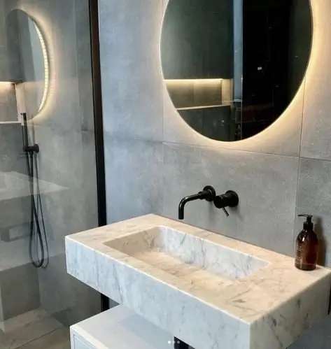 Stylish and durable basins with mirrors from sanitary ware and electrical materials store in UAE